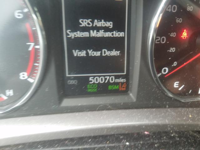 2017 TOYOTA RAV4 SE JTMNFREV0HJ117726