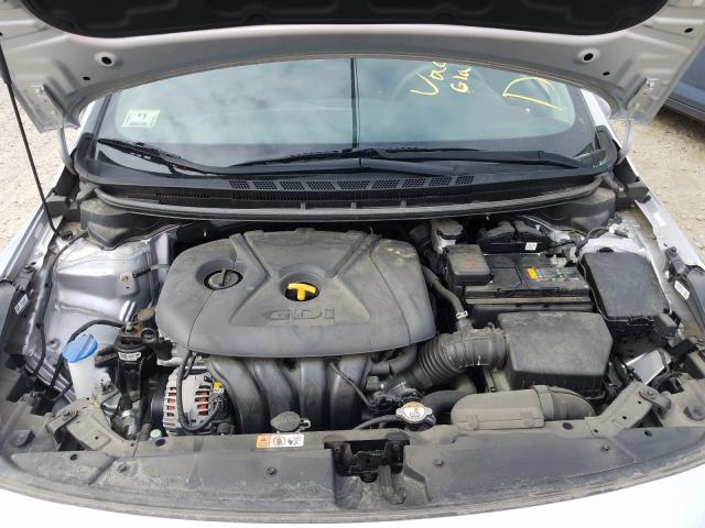KNAFK5A83H5702413 Kia Forte Lx 2017. Фото: 6