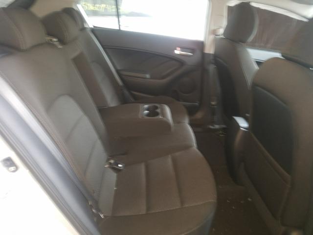 KNAFK5A83H5702413 Kia Forte Lx 2017. Фото: 5