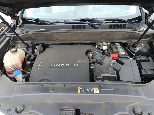 2017 LINCOLN MKX RESERV 2LMPJ6LR6HBL15548