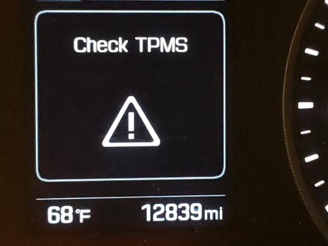 2018 HYUNDAI TUCSON SPO KM8J33AL1JU783132