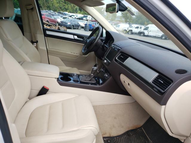 2014 VOLKSWAGEN TOUAREG V6 WVGEP9BP4ED009960