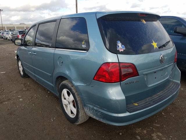 2010 VOLKSWAGEN ROUTAN SE 2V4RW3D13AR406832