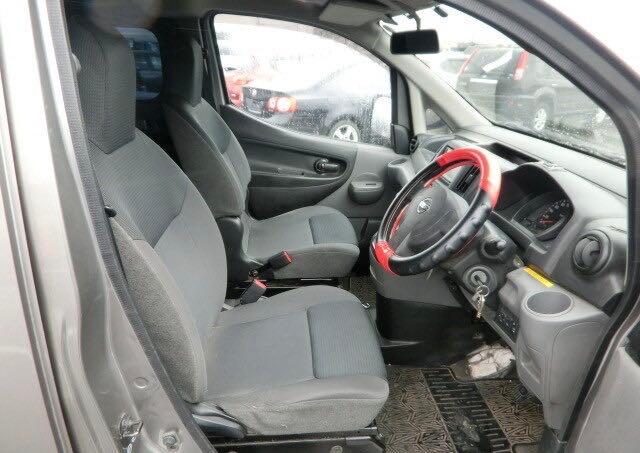2010 NISSAN NV VM20012417
