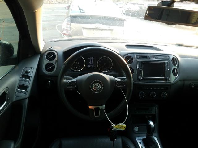 2017 VOLKSWAGEN TIGUAN WOL WVGSV7AX5HW511691