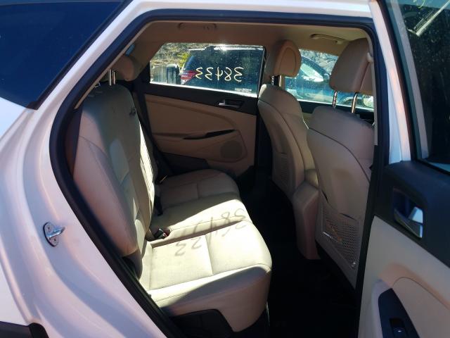 2017 HYUNDAI TUCSON SE KM8J23A48HU512719