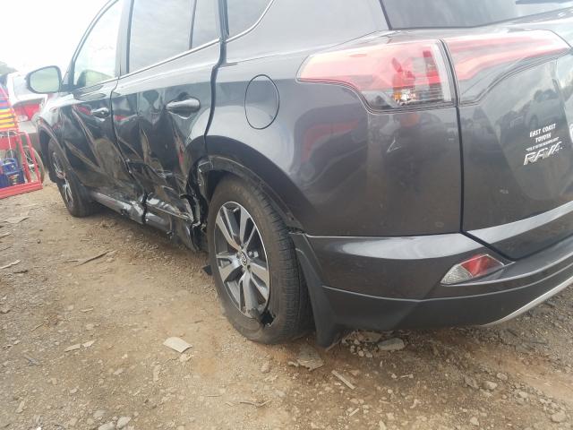 2018 TOYOTA RAV4 ADVEN JTMRFREV6JJ208071