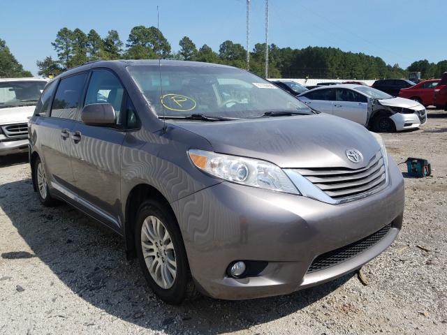 Toyota Sienna XLE 2014