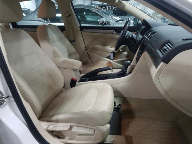 2015 VOLKSWAGEN PASSAT S 1VWAS7A35FC079668