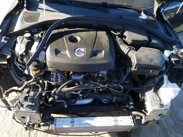 2015 VOLVO XC60 T6 PL YV449MDM6F2698409