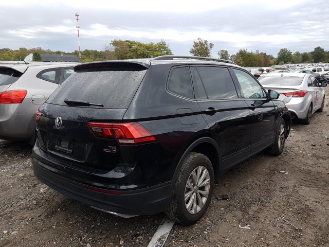 2018 VOLKSWAGEN TIGUAN S 3VV0B7AX2JM107971