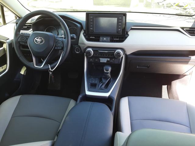 2019 TOYOTA RAV4 XLE P JTMA1RFV3KD030582