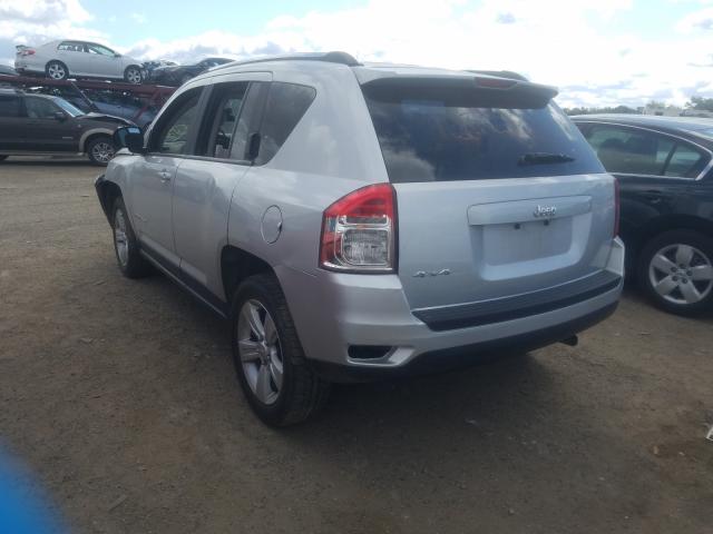 Фото: 1C4NJDBB1DD248703 - 3