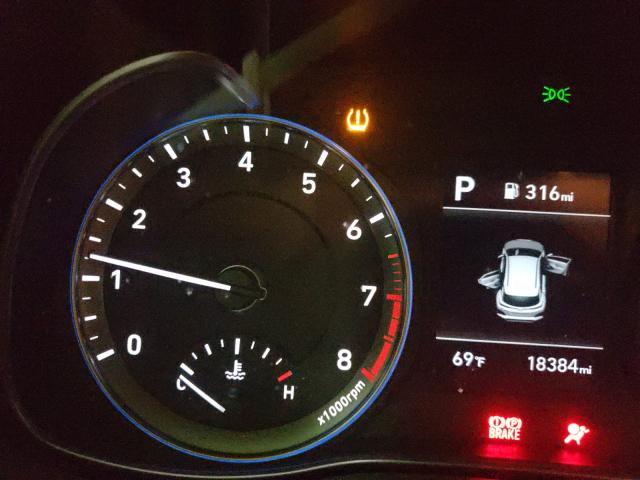 2019 HYUNDAI KONA SE KM8K12AA3KU321997