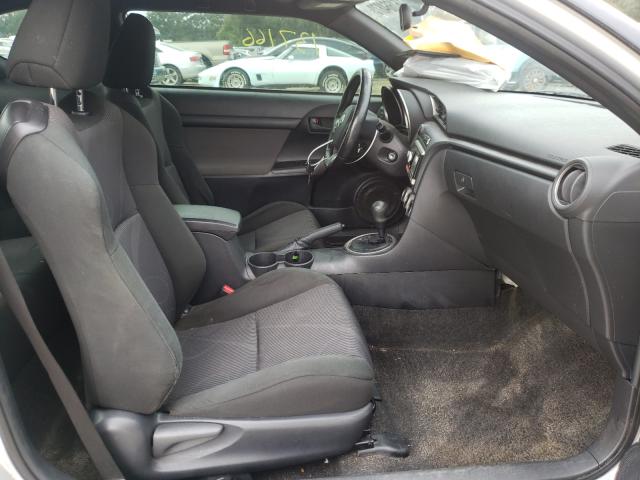 2011 TOYOTA SCION JTKJF5C73B3002909