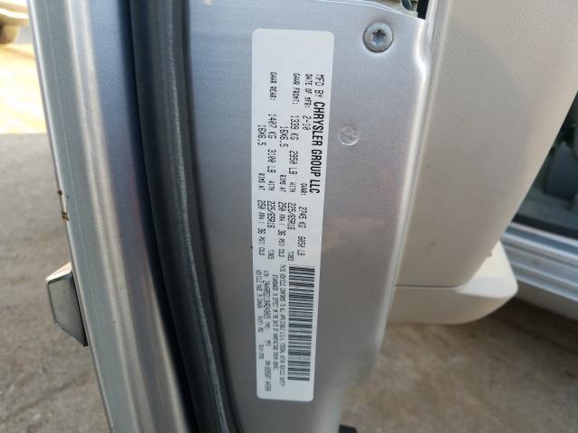 2010 CHRYSLER TOWN & COU 2A4RR5D13AR243025