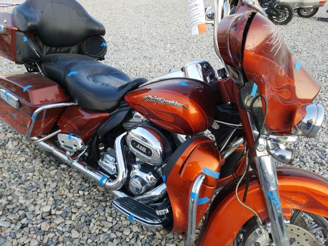 2010 HARLEY-DAVIDSON FLHTCUSE5 1HD1PR814AB955373