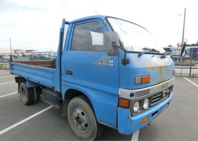 Vehiculos salvage en venta de Copart North Billerica, MA: 1984 Isuzu Other