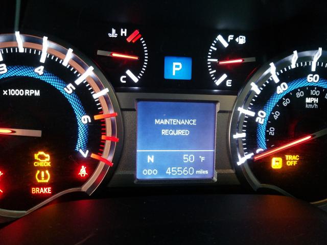 2019 TOYOTA 4RUNNER SR JTEBU5JR4K5652371