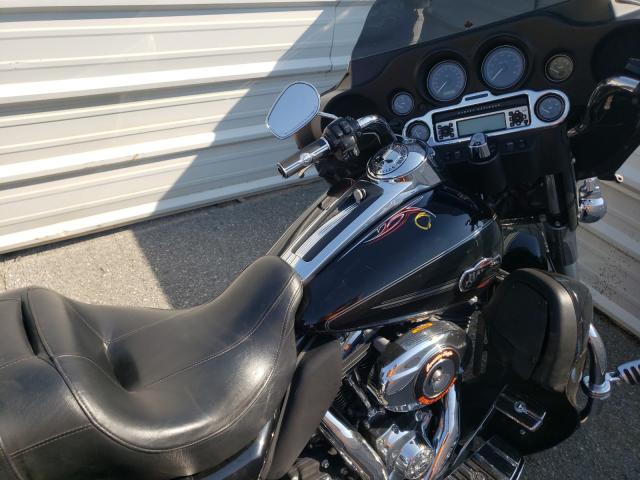 2010 HARLEY-DAVIDSON FLHTCU 1HD1FC416AB657591