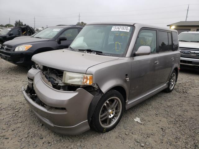 Scion XB 5