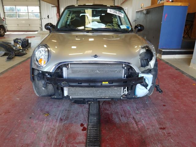 2010 MINI COOPER WMWMF3C58ATZ67526