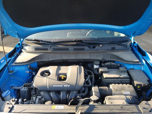2018 HYUNDAI KONA SEL KM8K62AA2JU101864