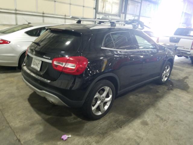 2018 MERCEDES-BENZ GLA 250 4M WDCTG4GB9JJ424032