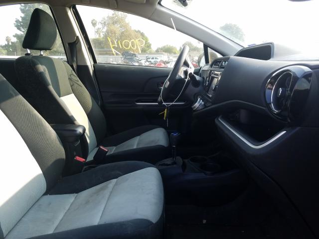 2016 TOYOTA PRIUS C JTDKDTB35G1131239