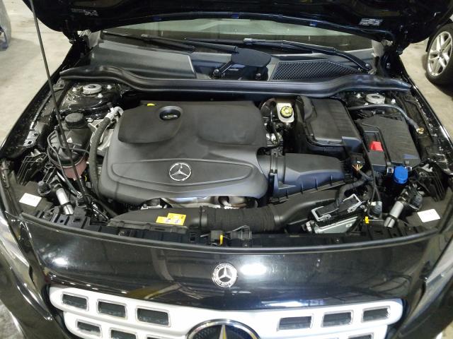 2018 MERCEDES-BENZ GLA 250 4M WDCTG4GB9JJ424032