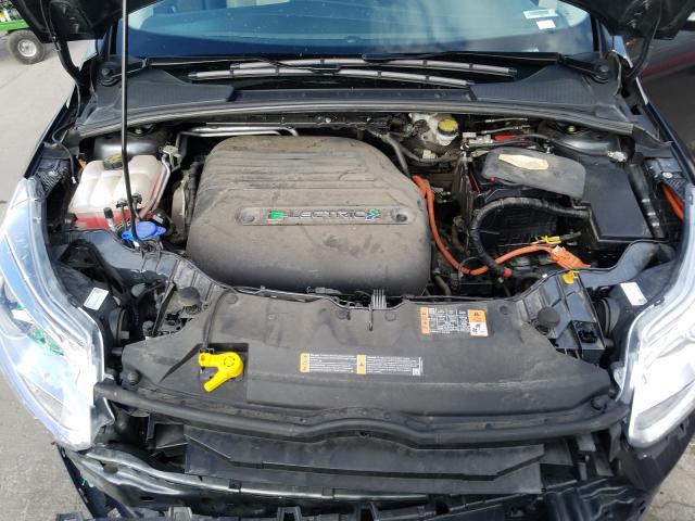 2016 FORD FOCUS BEV 1FADP3R47GL405193