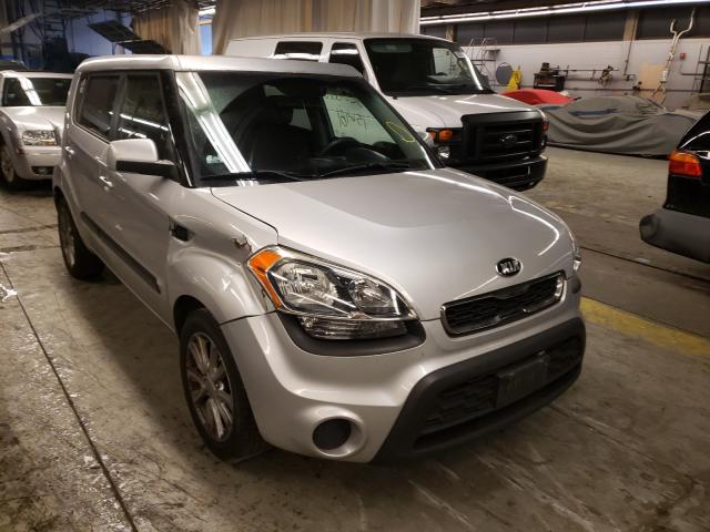  KIA SOUL 2013 Серебристый