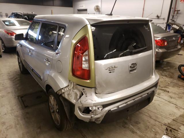  KIA SOUL 2013 Серебристый
