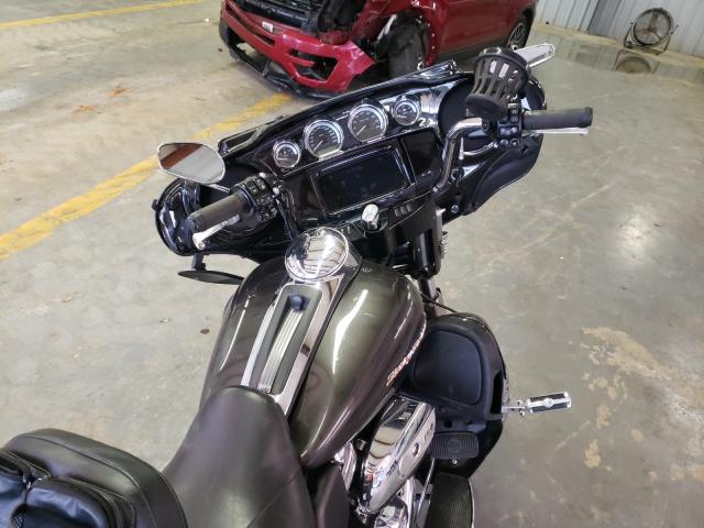 2019 HARLEY-DAVIDSON FLHTK 1HD1KEF18KB619527