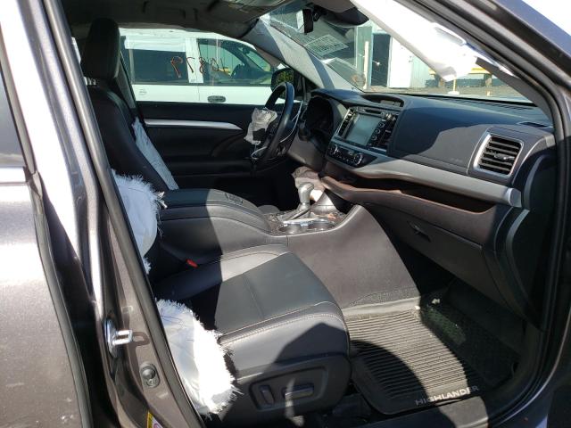 2019 TOYOTA HIGHLANDER 5TDJZRFH0KS591670