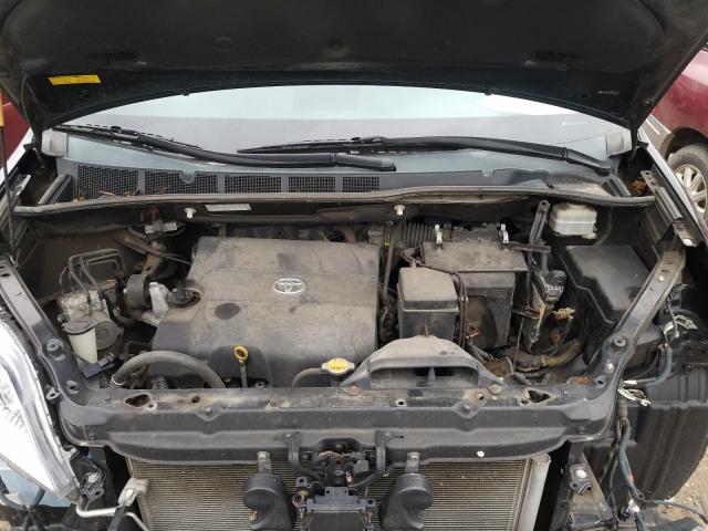 2013 TOYOTA SIENNA XLE 5TDYK3DC8DS350725