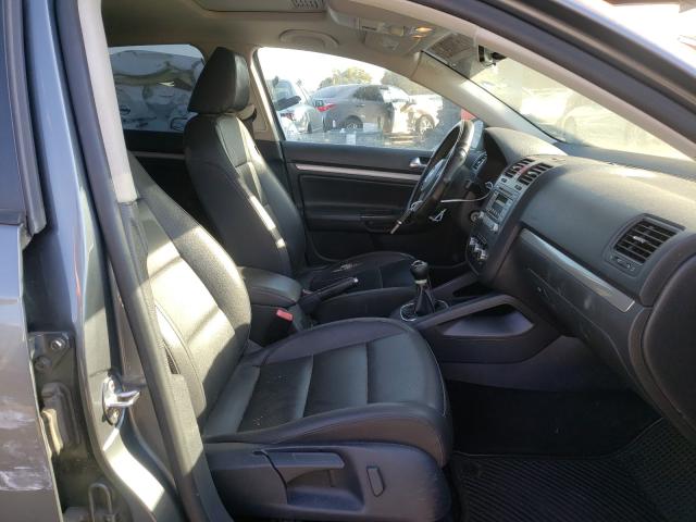 2010 VOLKSWAGEN JETTA SE - 3VWRZ7AJ8AM111517