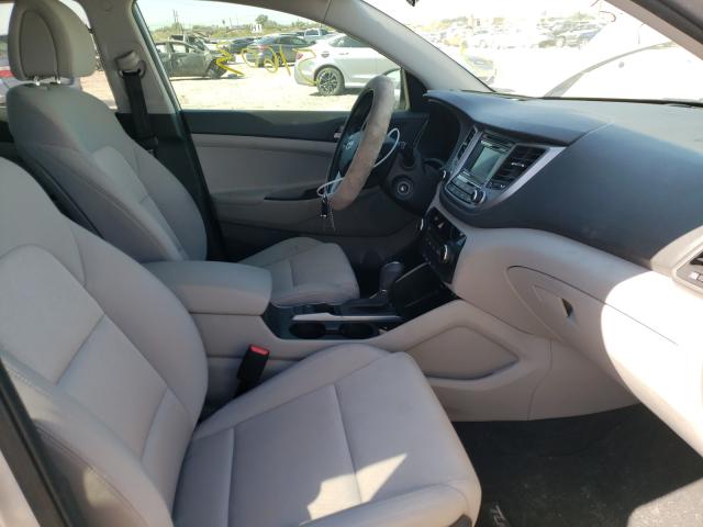 2017 HYUNDAI TUCSON SE KM8J23A48HU508170