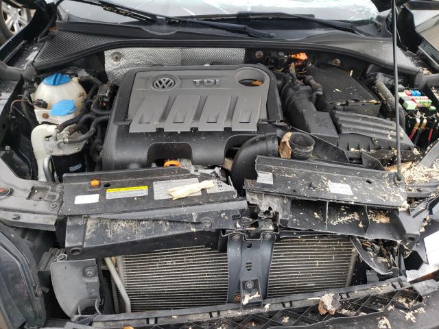 2013 VOLKSWAGEN PASSAT SE 1VWBN7A34DC045570