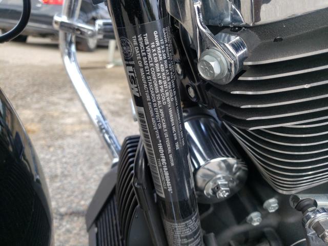 2018 HARLEY-DAVIDSON FLHR ROAD 1HD1FBC18JB604676