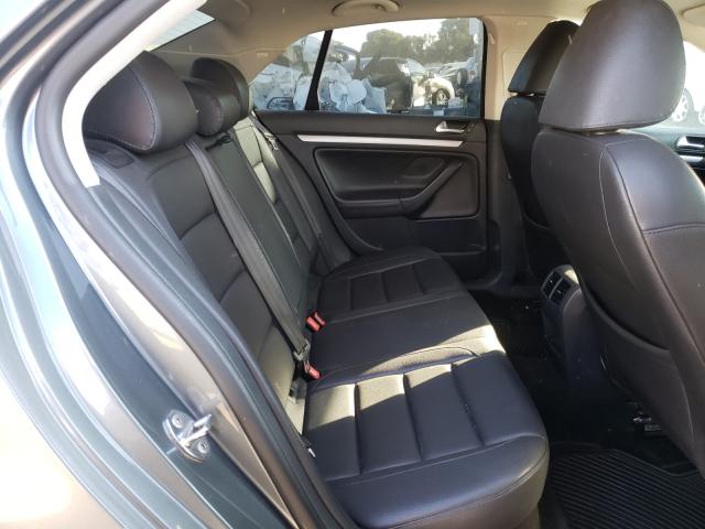 2010 VOLKSWAGEN JETTA SE - 3VWRZ7AJ8AM111517