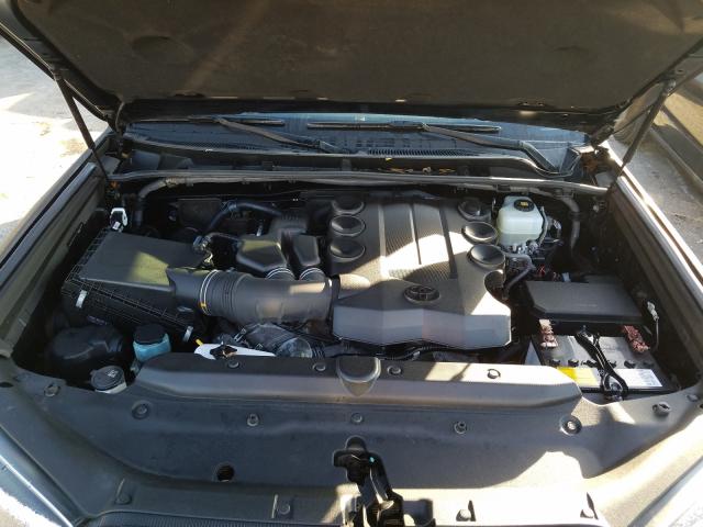 2018 TOYOTA 4RUNNER SR JTEBU5JR1J5508453
