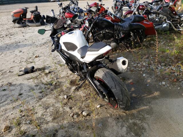 2020 SUZUKI GSX-R1000 JS1DM11B0L7100388