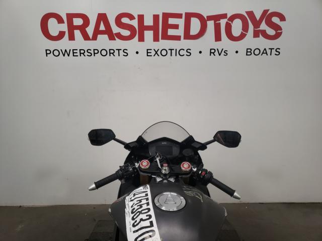 2017 APRILIA RSV4 RR ZD4KEU008HS000222