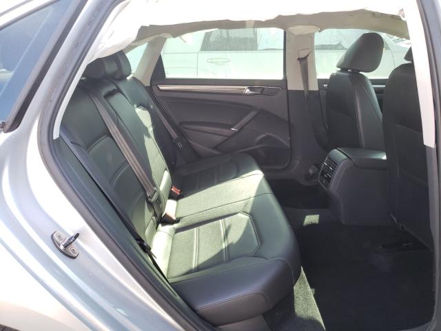 2017 VOLKSWAGEN PASSAT SE 1VWBT7A37HC013031