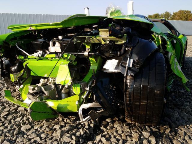 VIN ZHWUR2ZF4HLA06866 2017 Lamborghini Huracan no.9