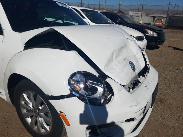 2019 VOLKSWAGEN BEETLE S 3VWFD7AT9KM709619