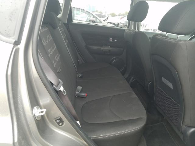 2013 KIA SOUL + KNDJT2A64D7561745