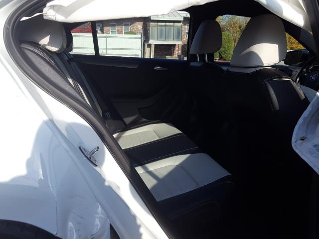 2017 VOLKSWAGEN JETTA SPOR 3VWD17AJ6HM394012