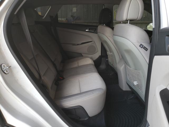 2018 HYUNDAI TUCSON SE KM8J23A47JU710486